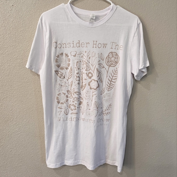 "Women's "Consider How the Wildflowers Grow" T-Shirt - Picture 1 of 3